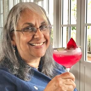 Meet your Posher, Sheila